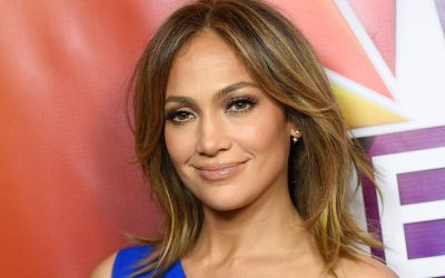 Jennifer Lopez donates $1m to help victims in Puerto Rico